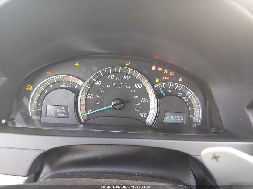 2014 TOYOTA CAMRY auction photo 7