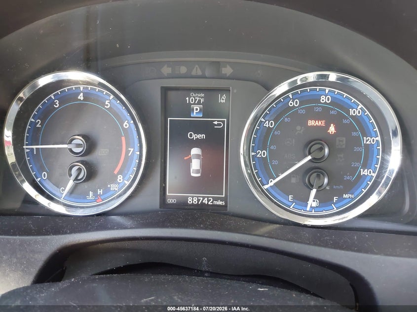 2017 Toyota Corolla Se VIN: 5YFBURHE4HP684859 Lot: 45637184