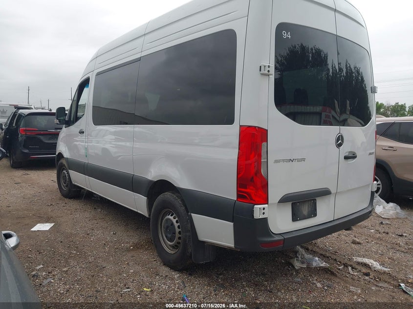 2025 MERCEDES-BENZ SPRINTER 2500 auction photo 3