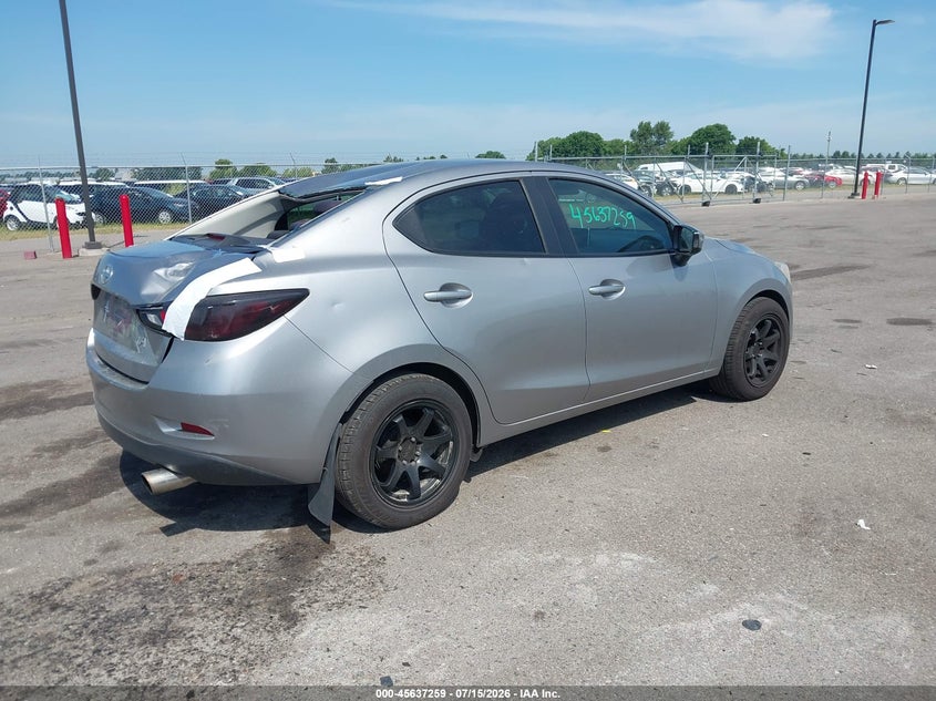 Vin: 3mydlbzv9gy105320, lot: 46135760, scion ia 20164