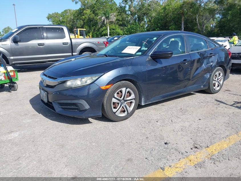 2017 Honda Civic, Left Side, IAAI, VIN 19XFC2F55HE032512 — photo 2