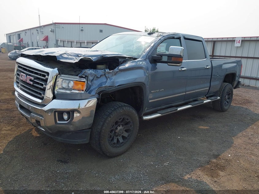 2015 GMC SIERRA 3500HD auction photo 2