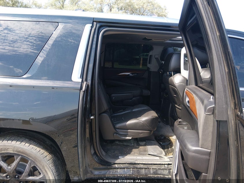 2017 CADILLAC ESCALADE ESV auction photo 8