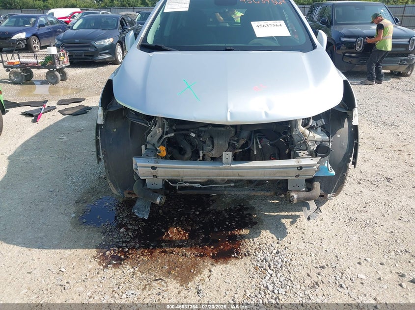 2017 Chevrolet Trax Ls VIN: KL7CJKSB2HB213811 Lot: 45637364
