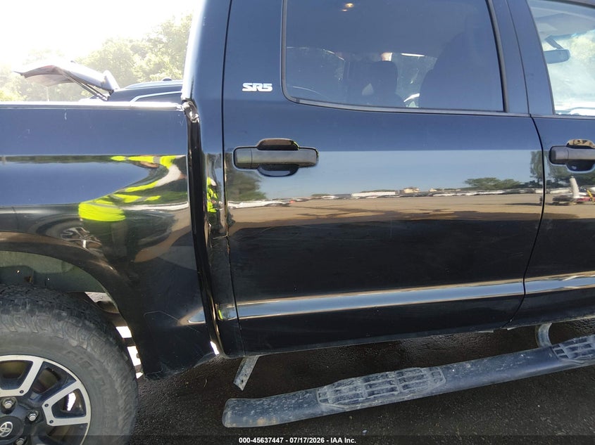2016 Toyota Tundra Sr5 5.7L V8 VIN: 5TFDW5F15GX545643 Lot: 45637447
