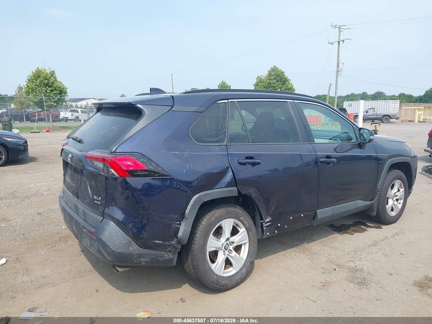 2021 TOYOTA RAV4 auction photo 4