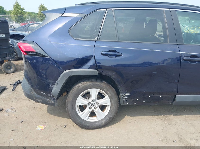 2021 TOYOTA RAV4 auction photo 6