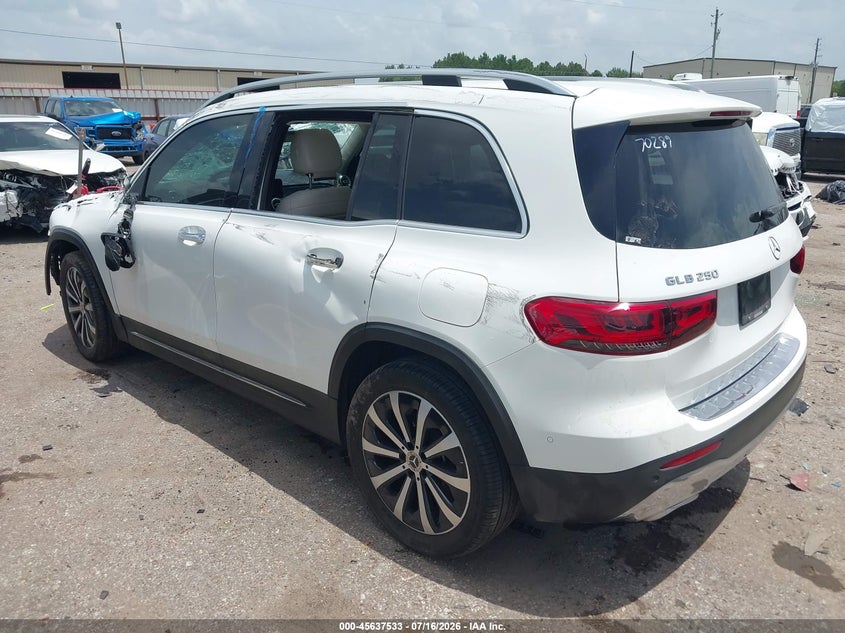 2021 MERCEDES-BENZ GLB 250 auction photo 3
