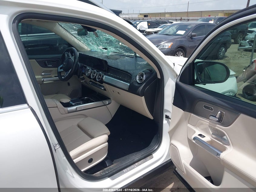 2021 MERCEDES-BENZ GLB 250 auction photo 5