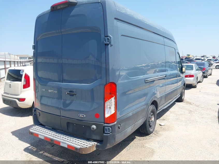 2019 FORD TRANSIT-250 auction photo 4