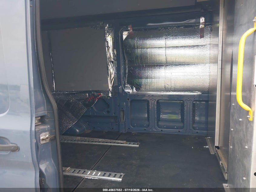 2019 FORD TRANSIT-250 auction photo 8
