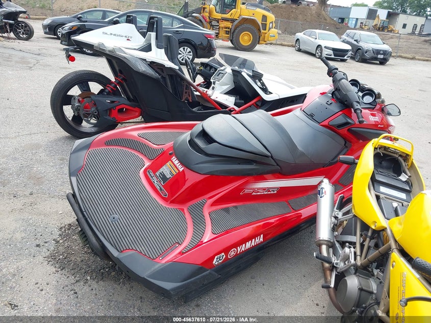 2015 YAMAHA FZR auction photo 4