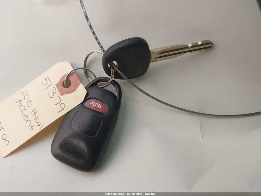 2010 Hyundai Accent Gs VIN: KMHCM3AC4AU175563 Lot: 45637644