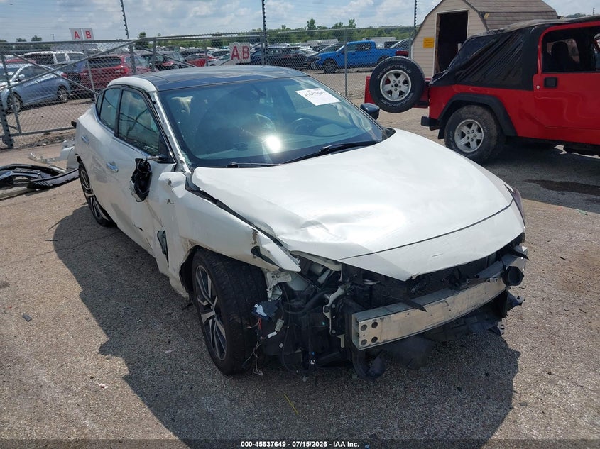 2019 NISSAN MAXIMA auction photo 1