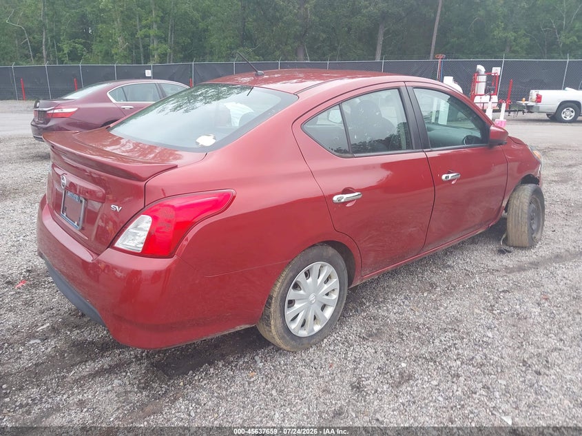 2019 NISSAN VERSA auction photo 4