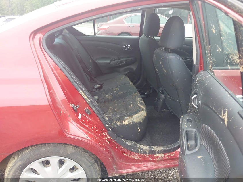 2019 NISSAN VERSA auction photo 8