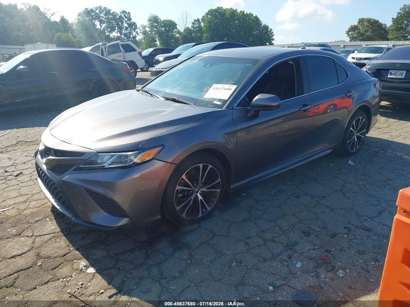 2019 TOYOTA CAMRY auction photo 2