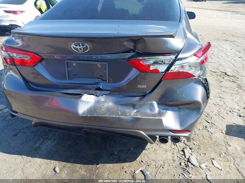 2019 TOYOTA CAMRY auction photo 6