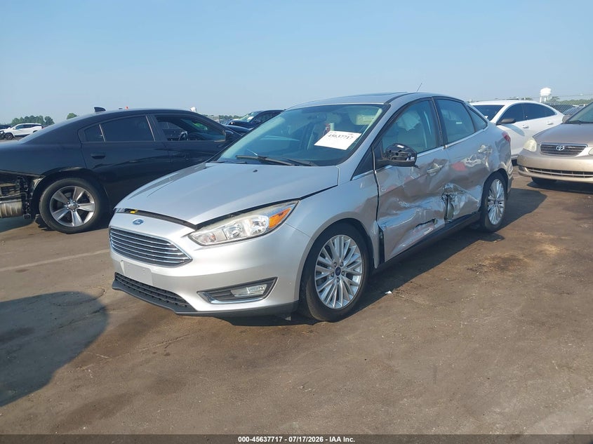 Vin: 1fadp3j21hl238860, lot: 46136218, ford focus titanium 20172