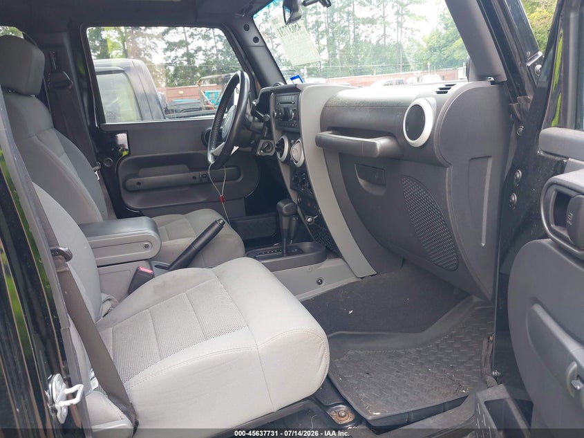 2009 JEEP WRANGLER UNLIMITED auction photo 5