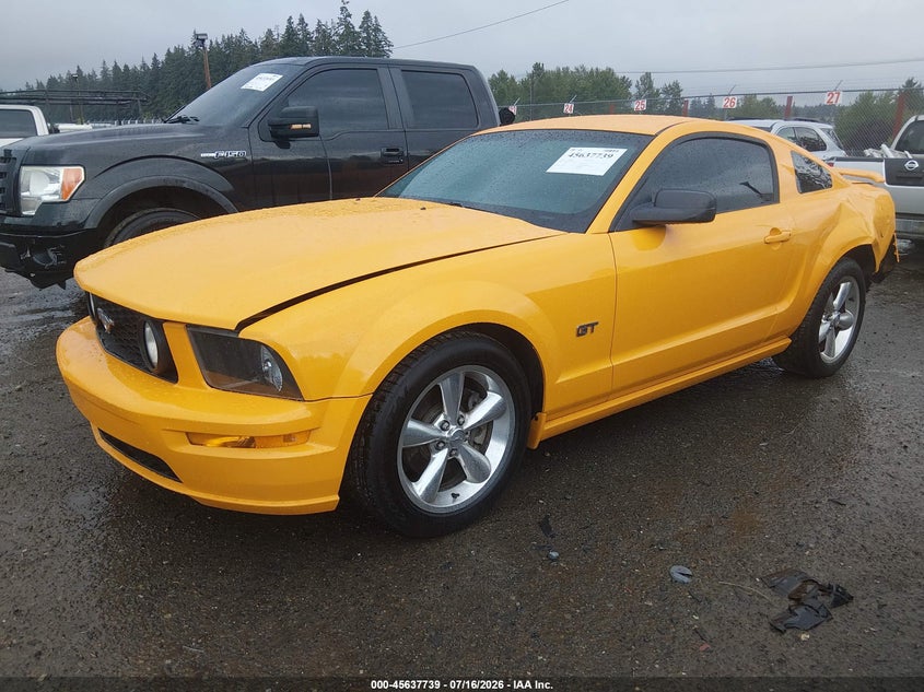 2008 FORD MUSTANG auction photo 2