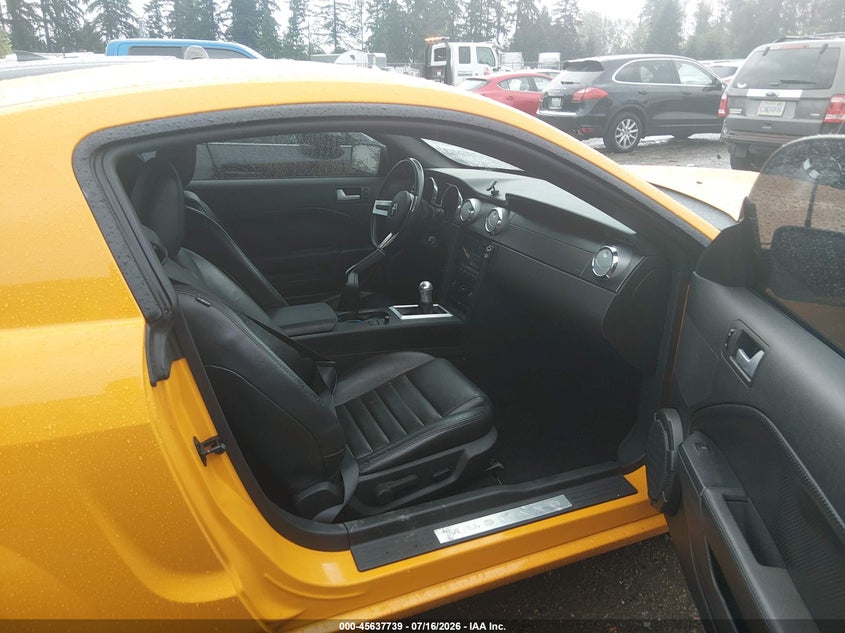 2008 FORD MUSTANG auction photo 5