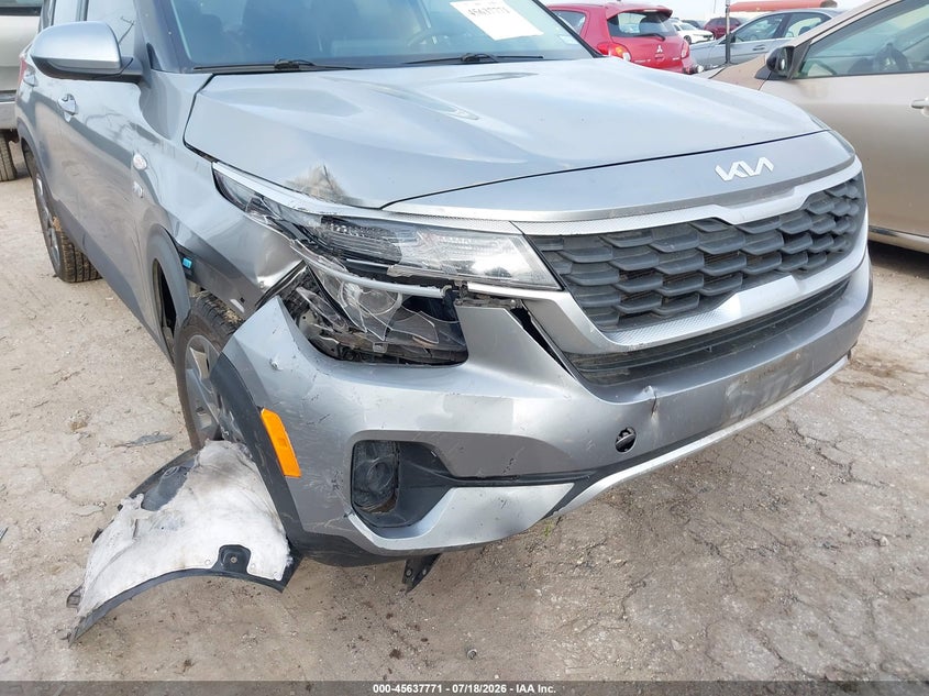 2023 Kia Seltos Lx VIN: KNDEPCAA6P7421457 Lot: 45637771