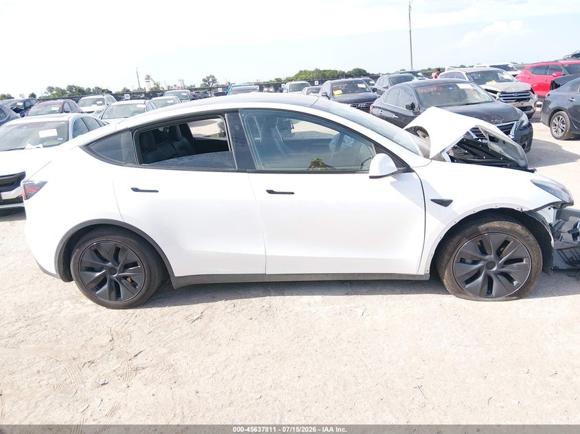 2025 Tesla Model Y Long Range Dual Motor All-Wheel Drive VIN: 7SAYGAEE9SF256864 Lot: 45637811