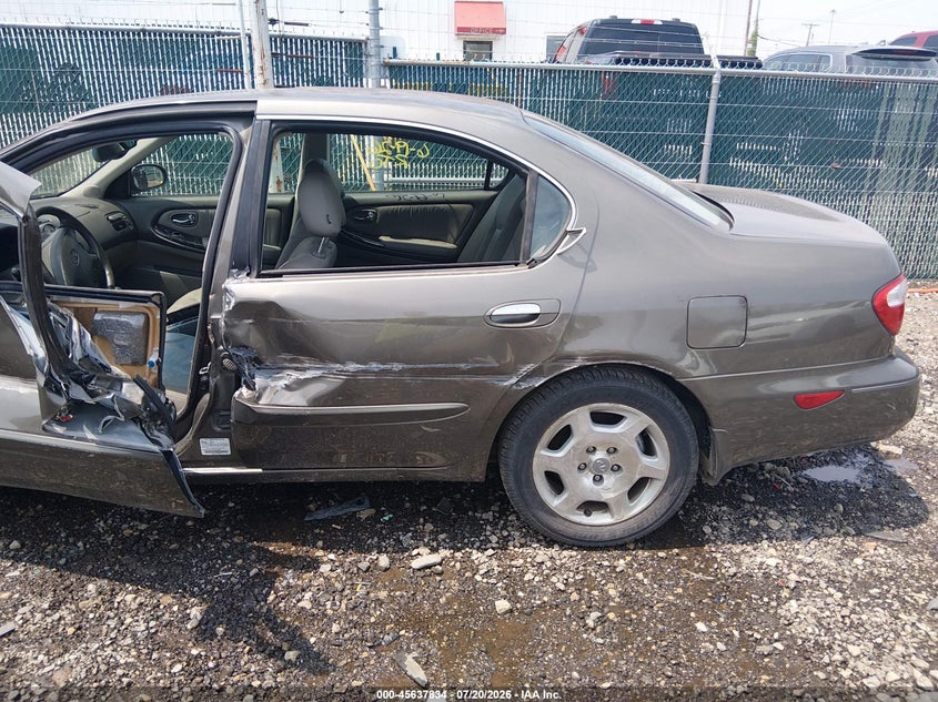 2000 Infiniti I30 Luxury/Touring VIN: JNKCA31A1YT202597 Lot: 45637834