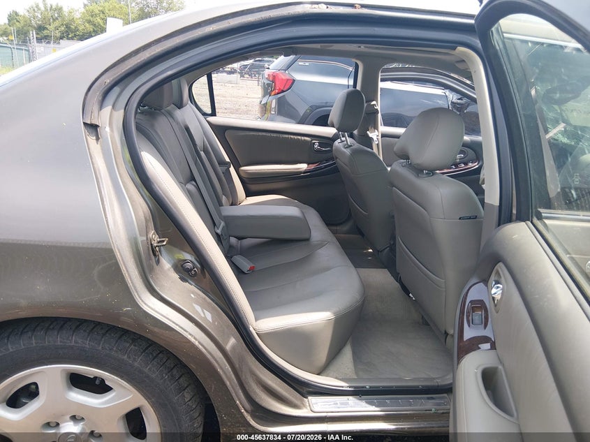 2000 Infiniti I30 Luxury/Touring VIN: JNKCA31A1YT202597 Lot: 45637834