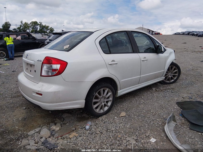 2008 SUZUKI SX4 auction photo 4