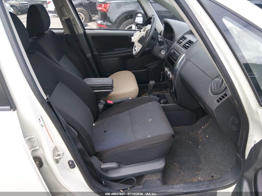 2008 SUZUKI SX4 auction photo 5