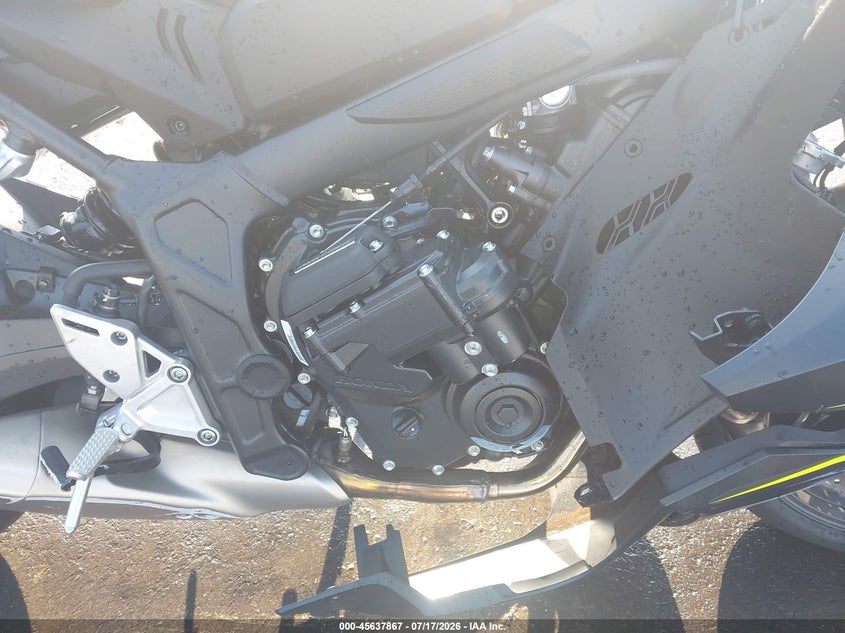2026 Honda Cbr650 R VIN: MLHRH155XT5200608 Lot: 45637867