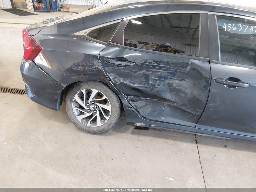 2016 HONDA CIVIC auction photo 6