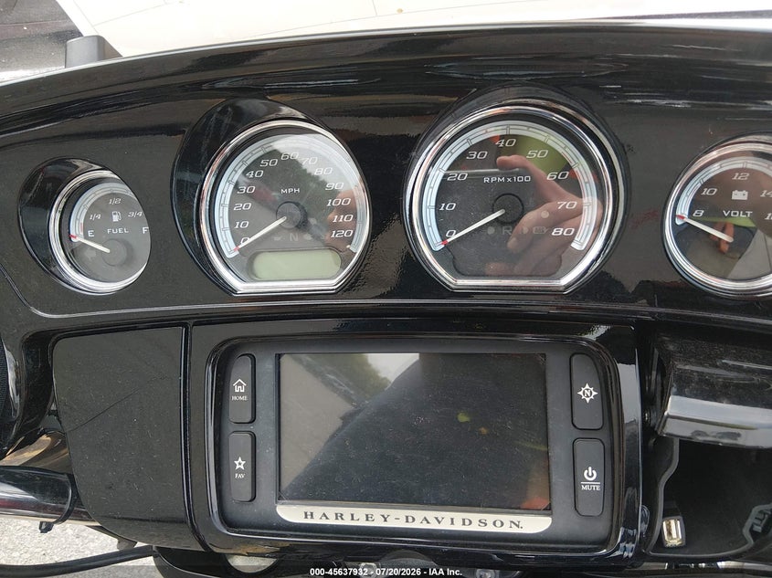 2015 Harley-Davidson Flhtk Ultra Limited VIN: 1HD1KEL19FB700160 Lot: 45637932