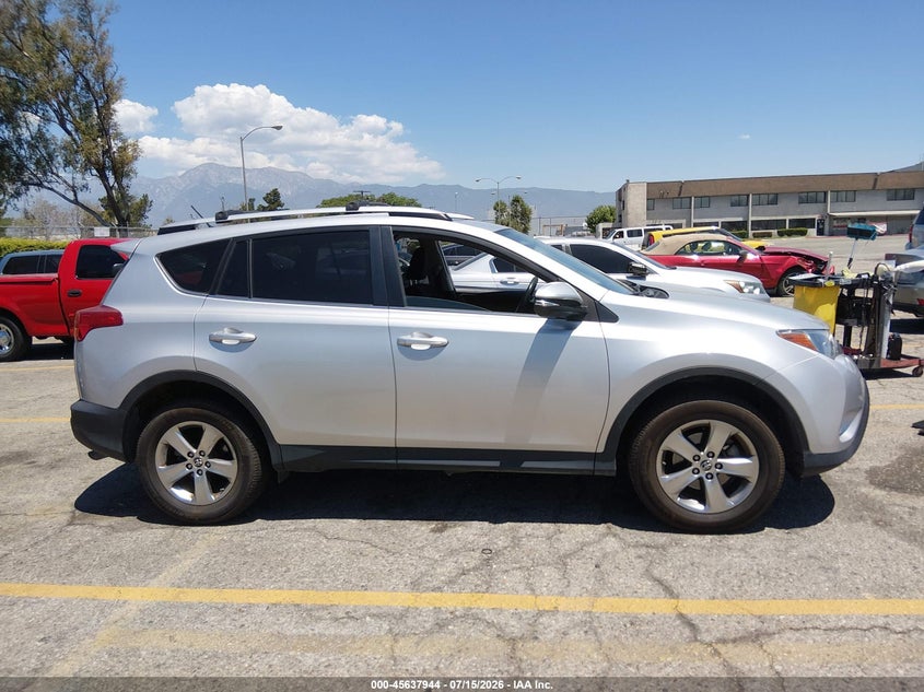 2015 Toyota Rav4 Xle VIN: JTMRFREV6FJ034137 Lot: 45637944