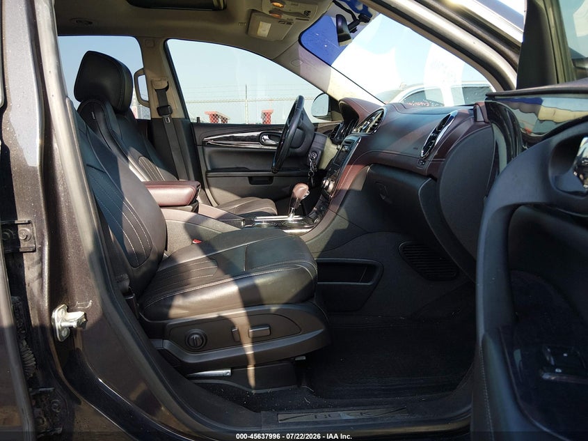 2017 BUICK ENCLAVE auction photo 5