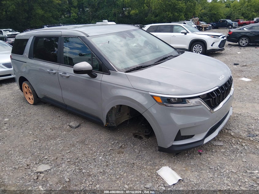 2024 KIA CARNIVAL MPV auction photo 1