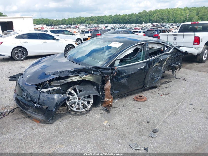 2018 TESLA MODEL 3 auction photo 2