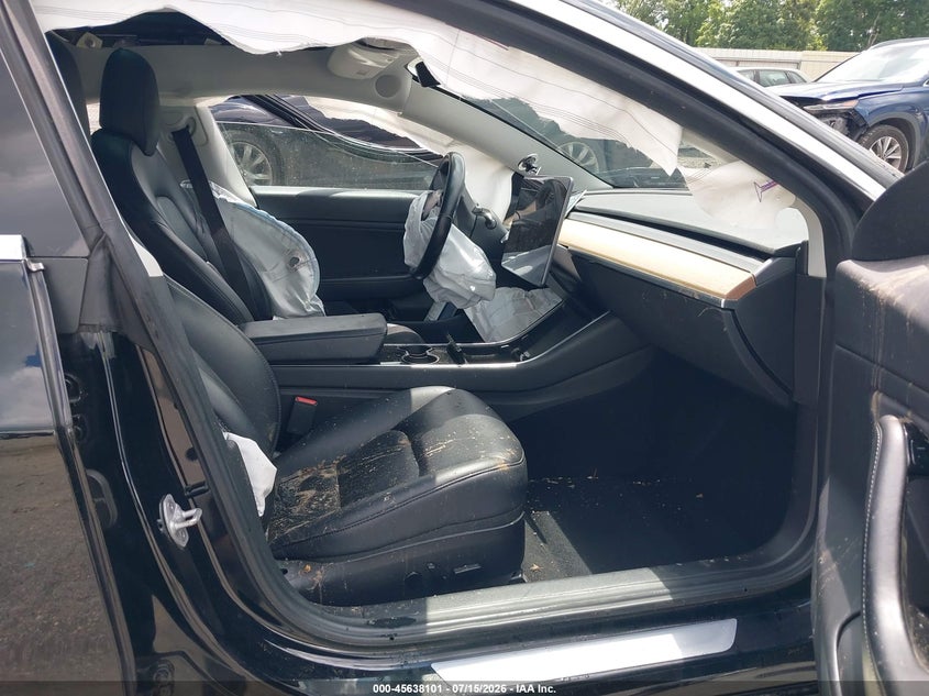 2018 TESLA MODEL 3 auction photo 5