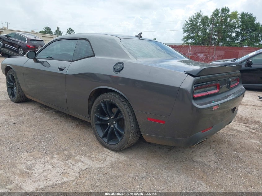 DODGE CHALLENGER - zdjęcie 3