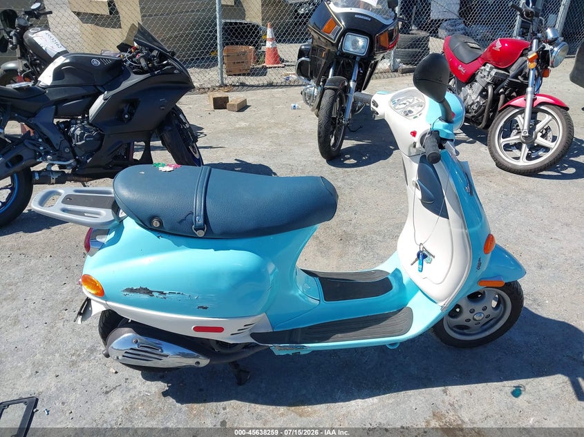 2003 Vespa M198F VIN: ZAPM198F235009364 Lot: 45638259
