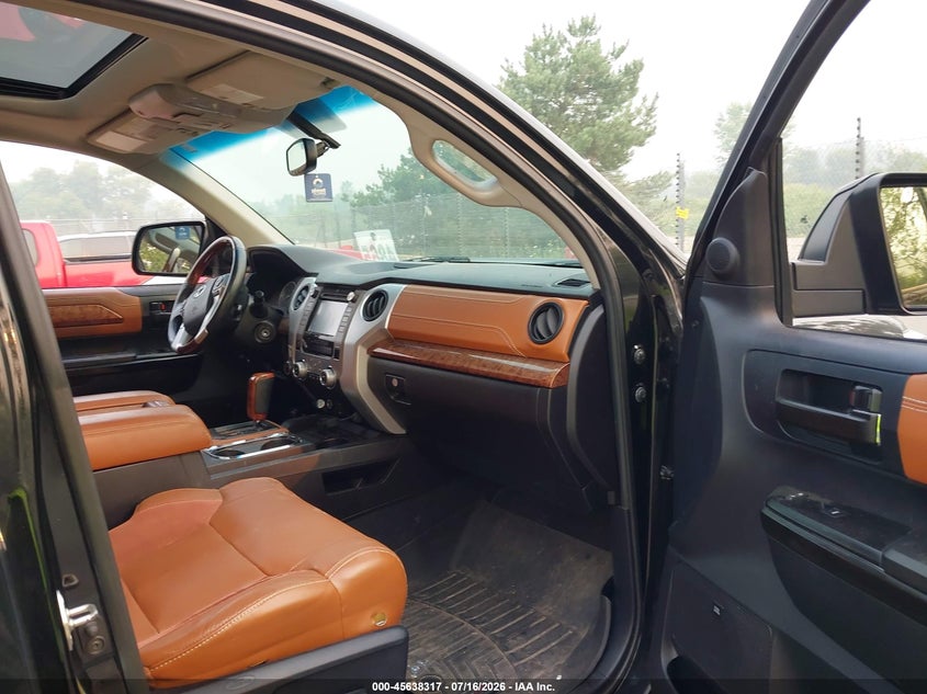 2016 TOYOTA TUNDRA auction photo 5