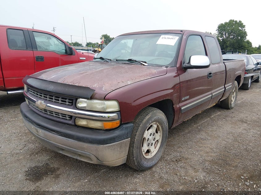 1999 Chevrolet Silverado, Normal Wear & Tear, IAAI, VIN 2GCEC19TXX1164032 — photo 2