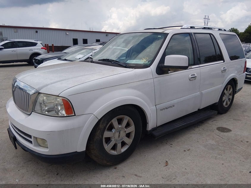 2006 LINCOLN NAVIGATOR auction photo 2