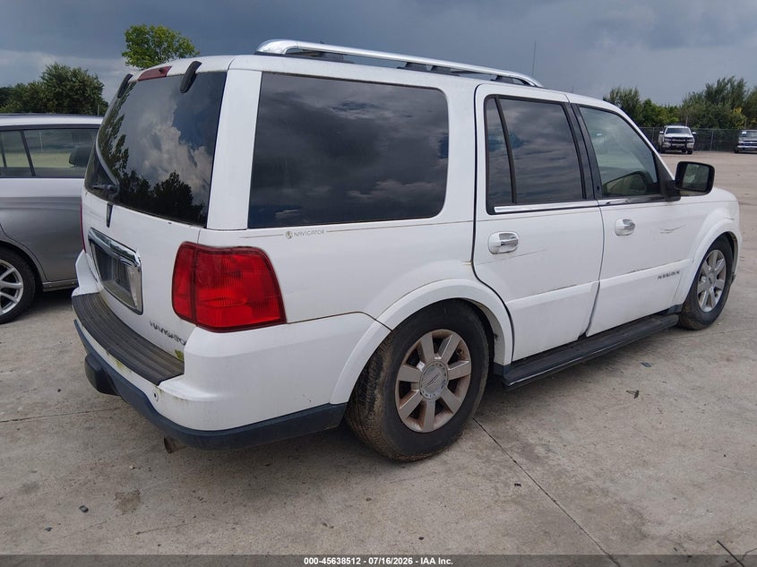2006 LINCOLN NAVIGATOR auction photo 4