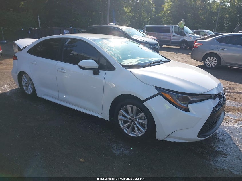 2024 TOYOTA COROLLA auction photo 1