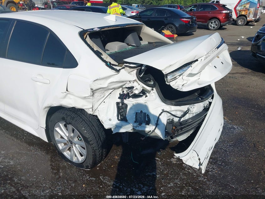 2024 TOYOTA COROLLA auction photo 6