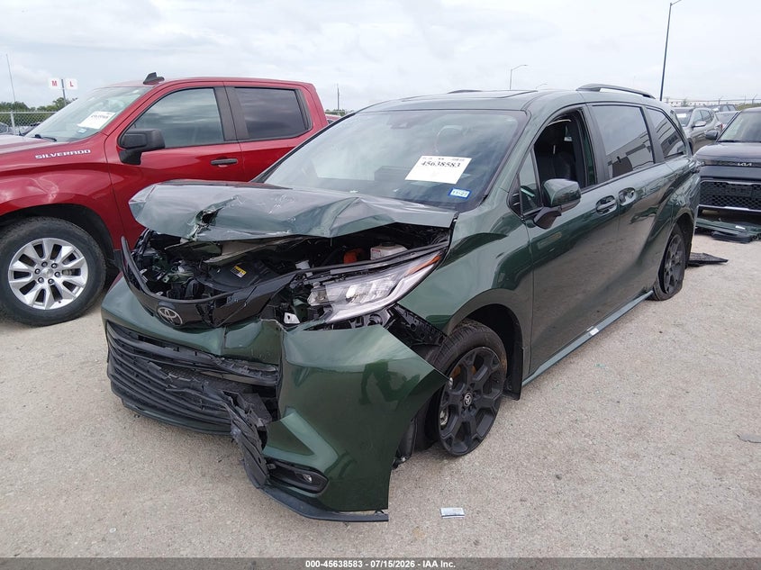 Vin: 5tdcskfc8ts228558, lot: 46137084, toyota sienna woodland edition 20262