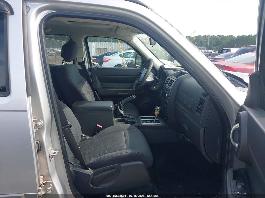 2011 DODGE NITRO auction photo 5